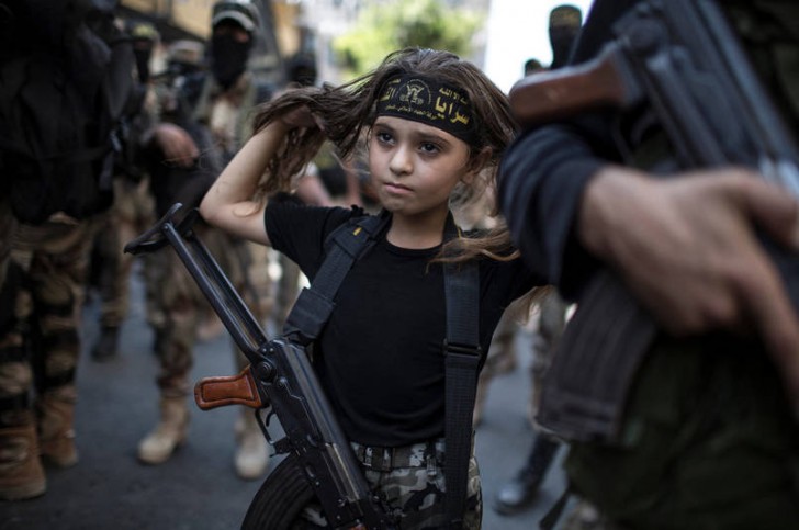 Palestyńska dziewczynka w Strefie Gazy
