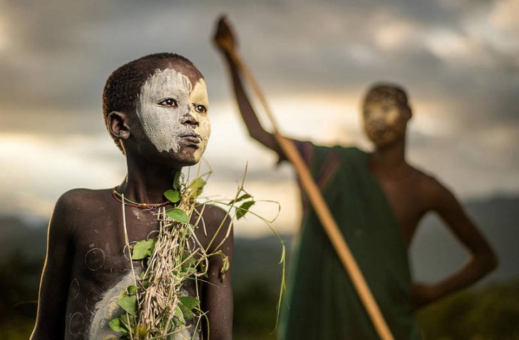 Chłopiec z plemienia Suri w Etiopii