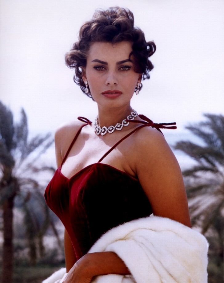 Sophia Loren (jedyna kobieta, która zdobyła Oskara, Grammy i Złoty Glob)