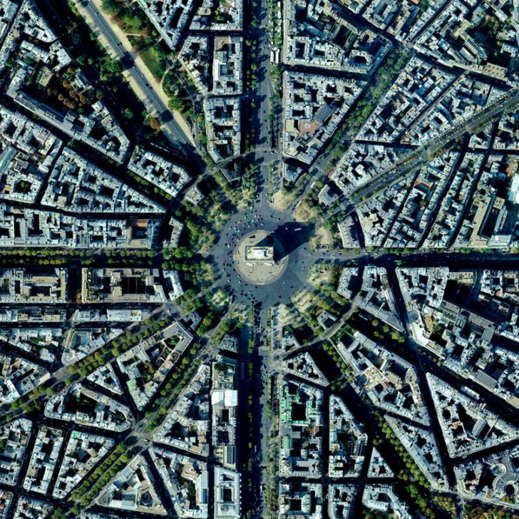 Łuk Triumfalny, Paryż, Francja