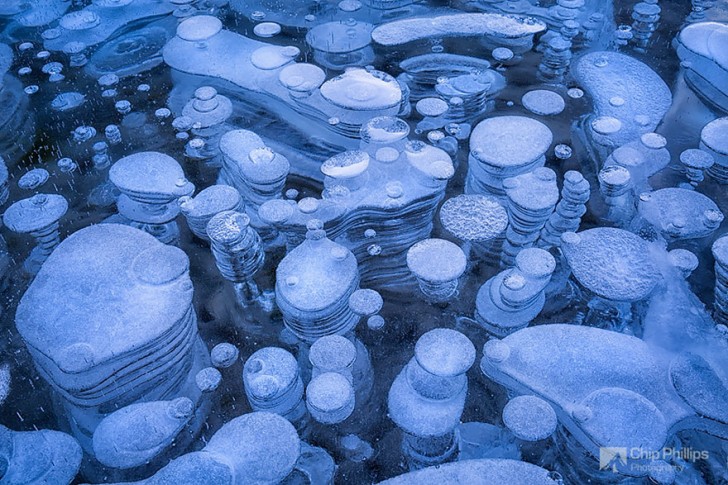 frozen-lake-pond-ice-wcht11