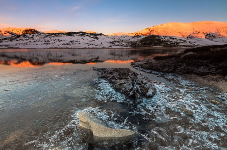 frozen-lake-pond-ice-wcht17