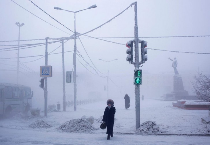 coldest-city-crossing-light
