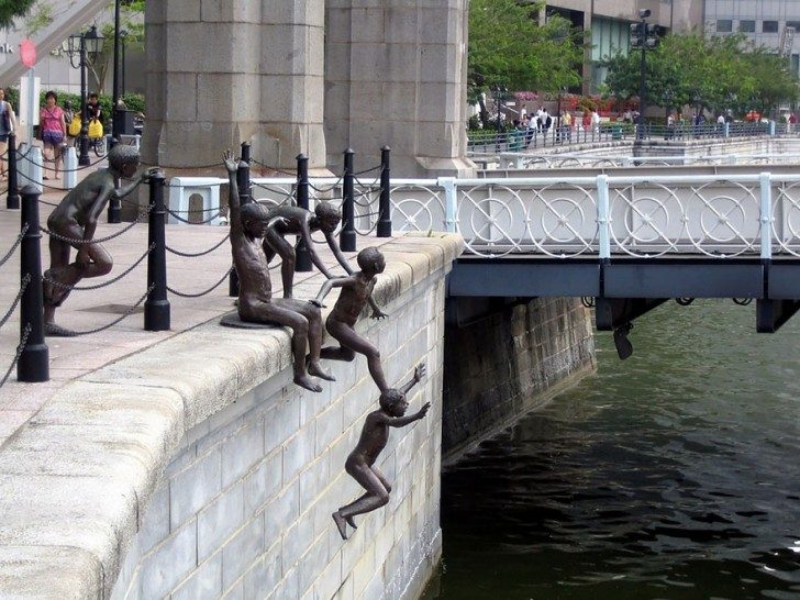 most-creative-sculptures-and-statues-you-can-find-around-the-world-86498