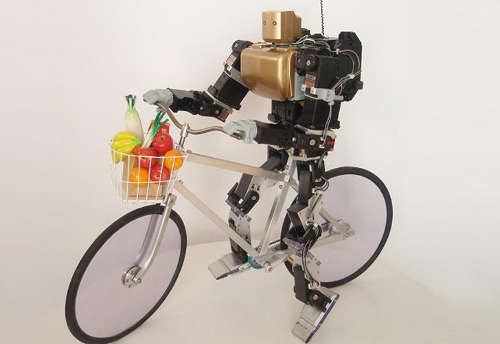 robot-jezdzacy-na-rowerze
