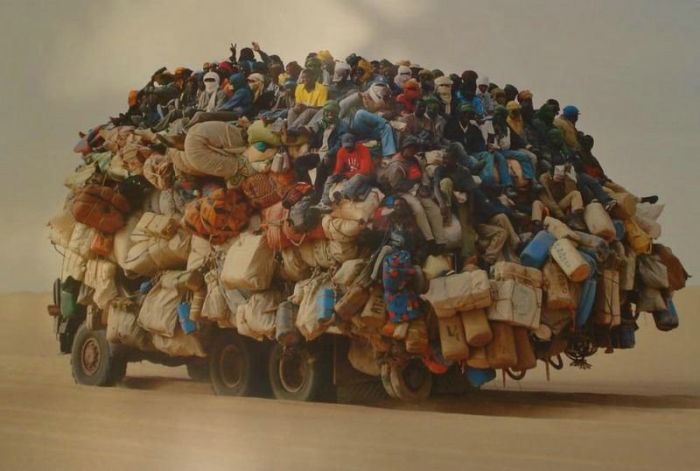 yes-you-can-this-is-how-the-worlds-most-overloaded-transport-looks-like-72157