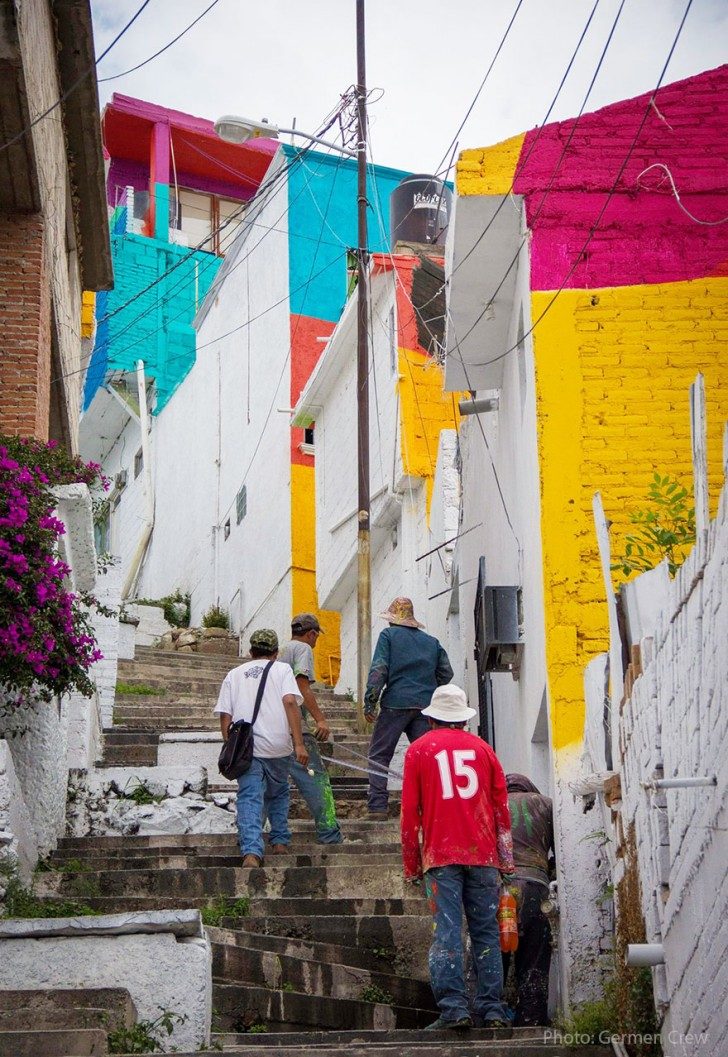 mexican-government-asked-street-artists-to-paint-200-houses-to-unite-community-89818