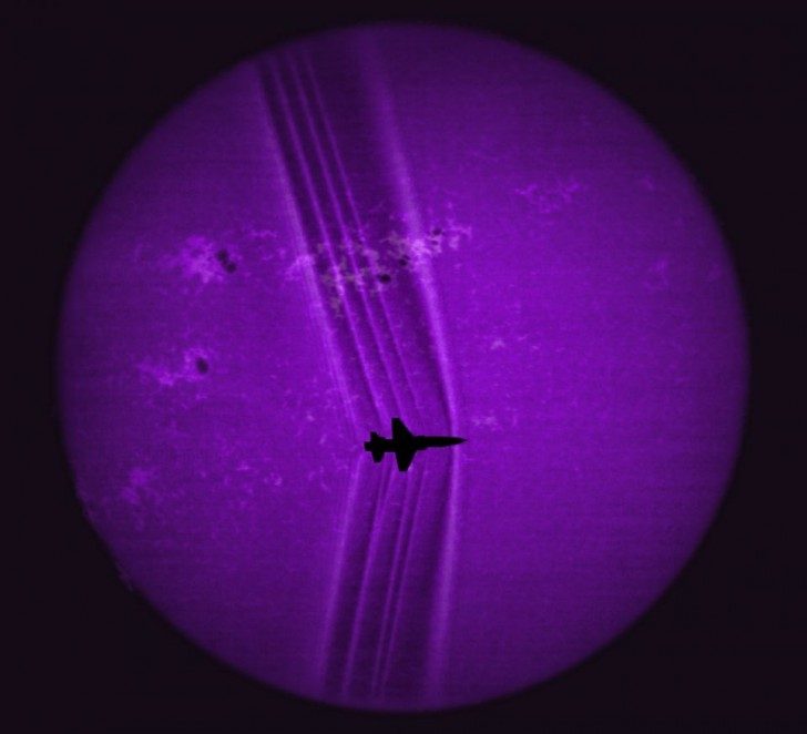 stunning-nasa-images-of-shock-waves-created-by-jets-as-they-break-the-sound-barrier-53332-960x873