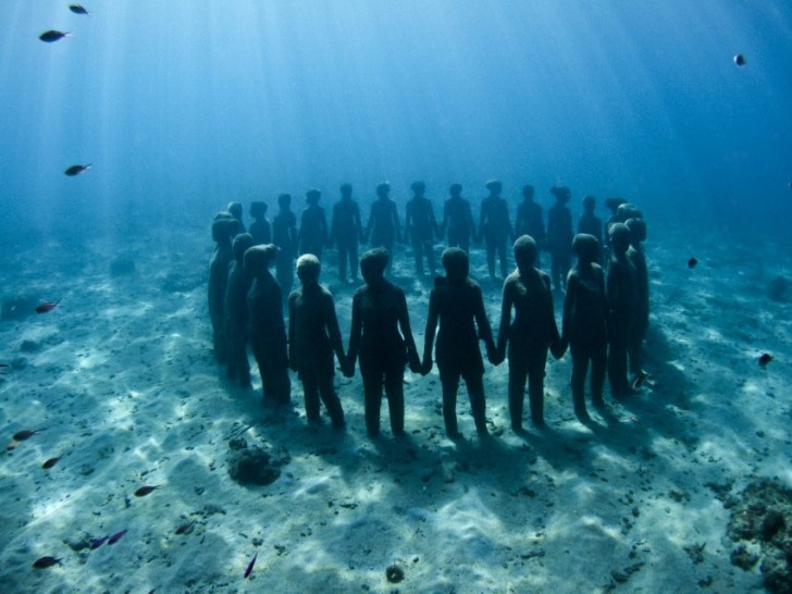 extraordinary-underwater-museum-that-will-make-you-speechless-34148