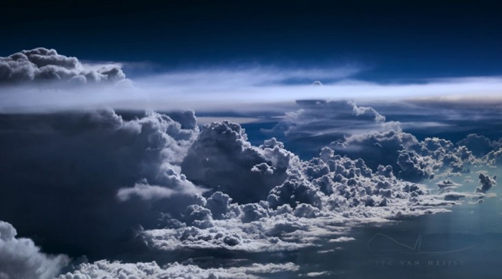 storm-sky-photography-airline-pilot-christiaan-van-heijst-9-57eb67fff1750__880