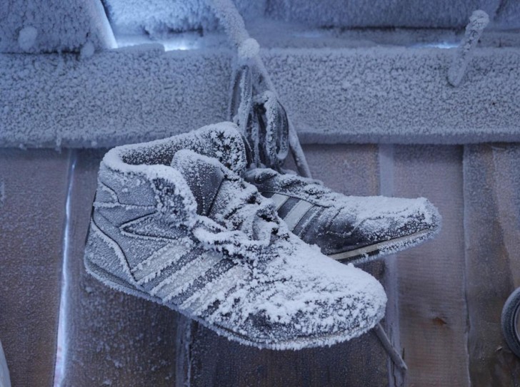 coldest-city-frosty-shoes