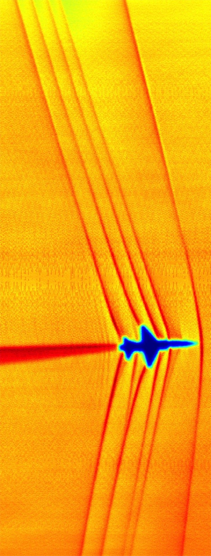 stunning-nasa-images-of-shock-waves-created-by-jets-as-they-break-the-sound-barrier-27489-960x2533