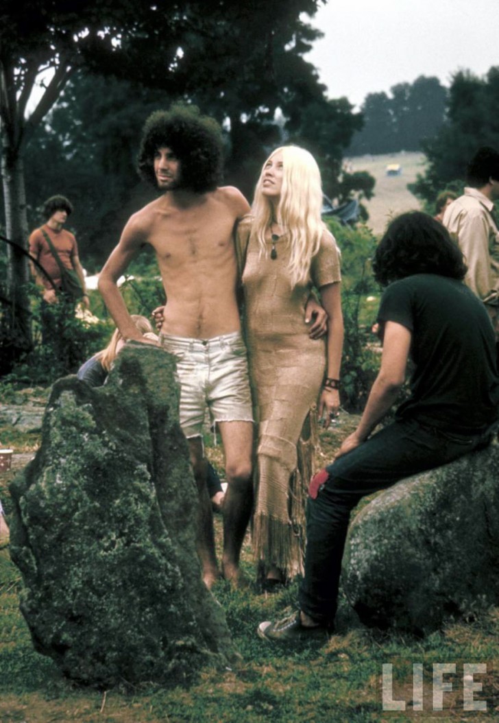 1969-woodstock-music-festival-hippies-bill-eppridge-john-dominis-120-57bc312dd9aad__880